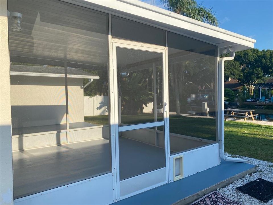 For Rent: $3,600 (4 beds, 2 baths, 1655 Square Feet)