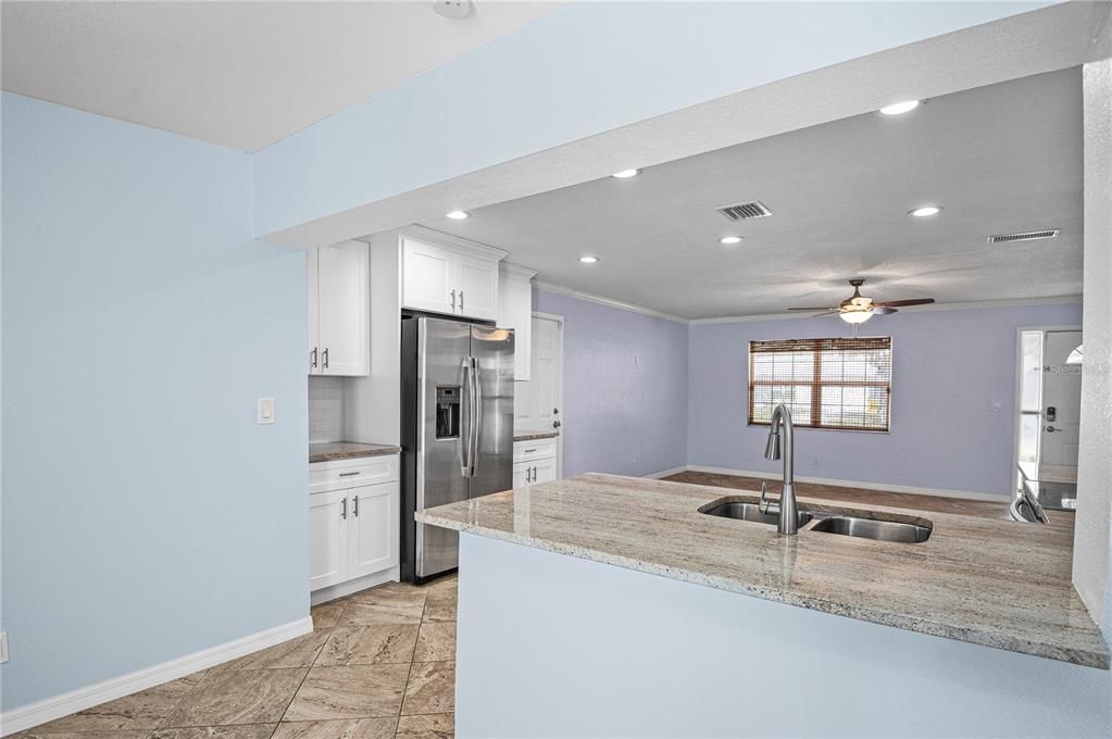 For Rent: $3,600 (4 beds, 2 baths, 1655 Square Feet)