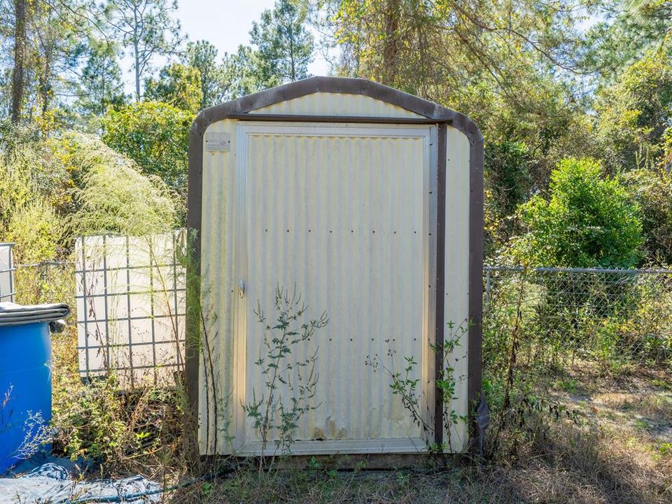 合同活跃: $170,000 (2 贝兹, 2 浴室, 1262 平方英尺)