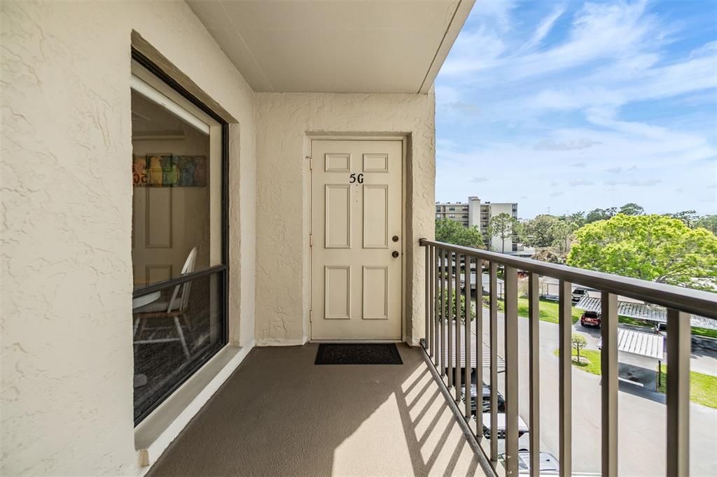 На продажу: $229,900 (2 спален, 2 ванн, 1165 Квадратных фут)