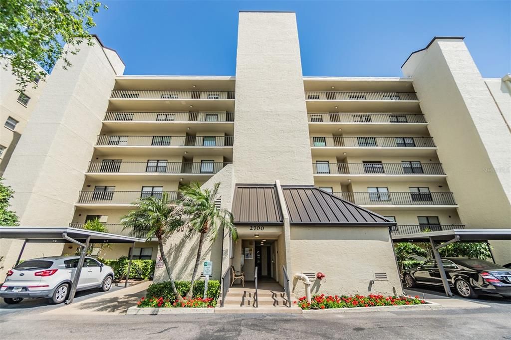 На продажу: $229,900 (2 спален, 2 ванн, 1165 Квадратных фут)