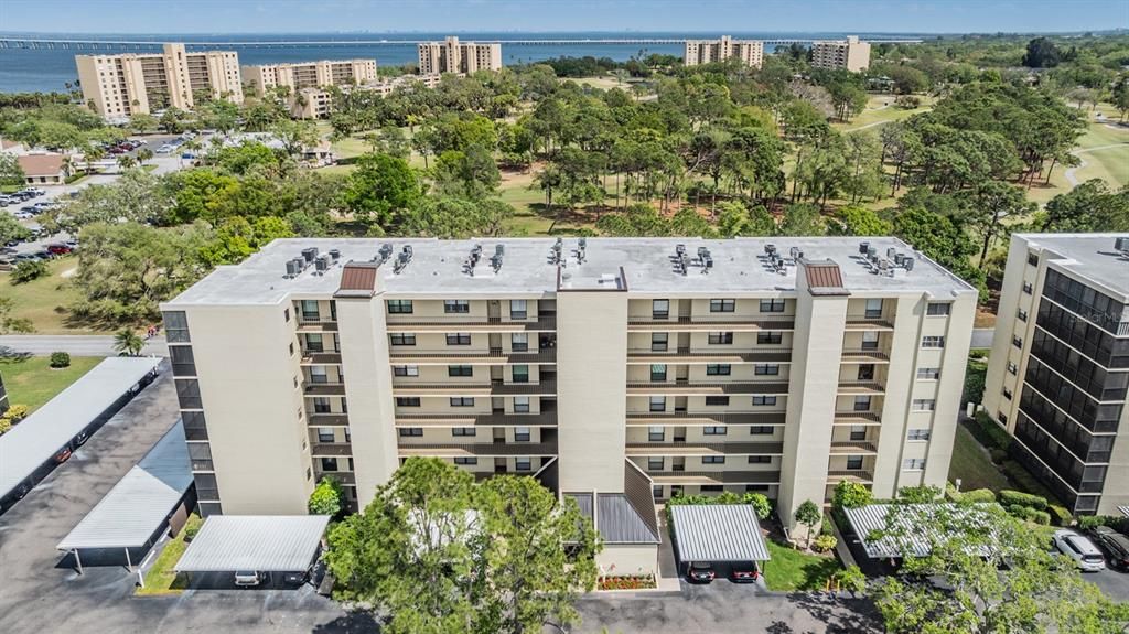 На продажу: $229,900 (2 спален, 2 ванн, 1165 Квадратных фут)