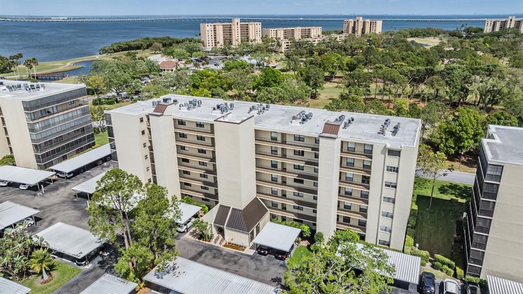 На продажу: $229,900 (2 спален, 2 ванн, 1165 Квадратных фут)