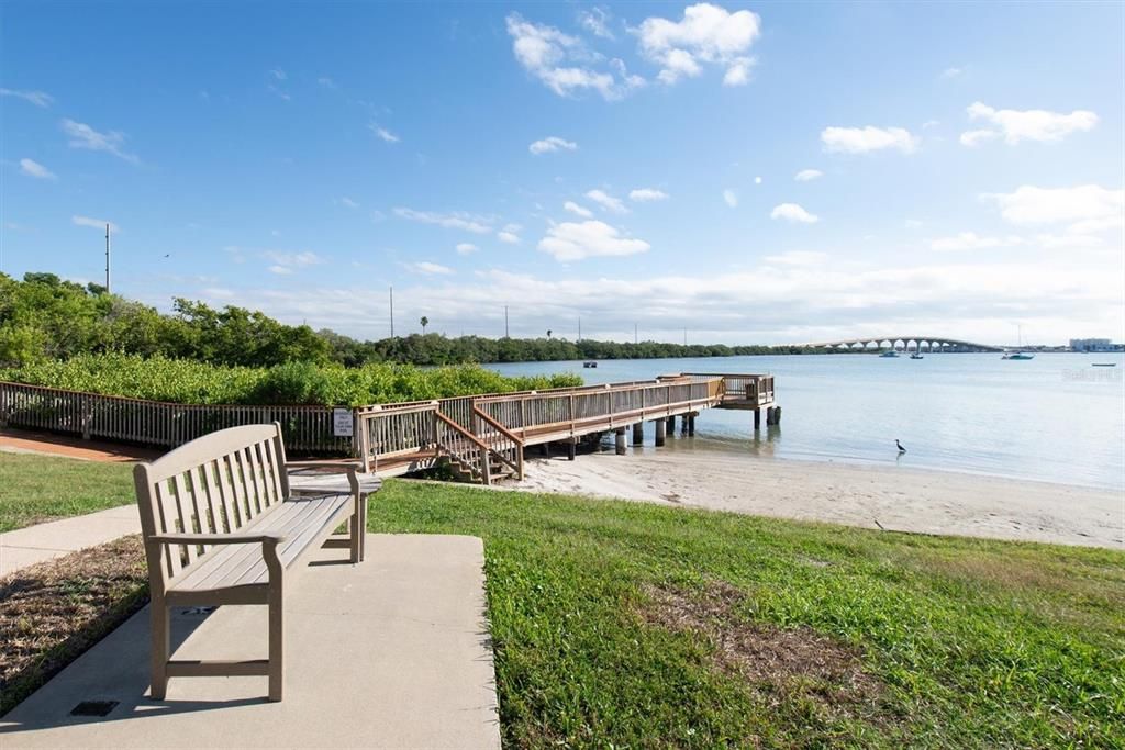 待售: $389,999 (2 贝兹, 2 浴室, 915 平方英尺)