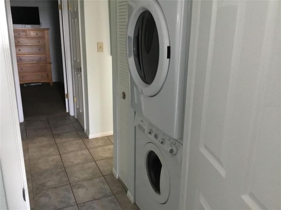 В аренду: $4,200 (2 спален, 2 ванн, 1080 Квадратных фут)