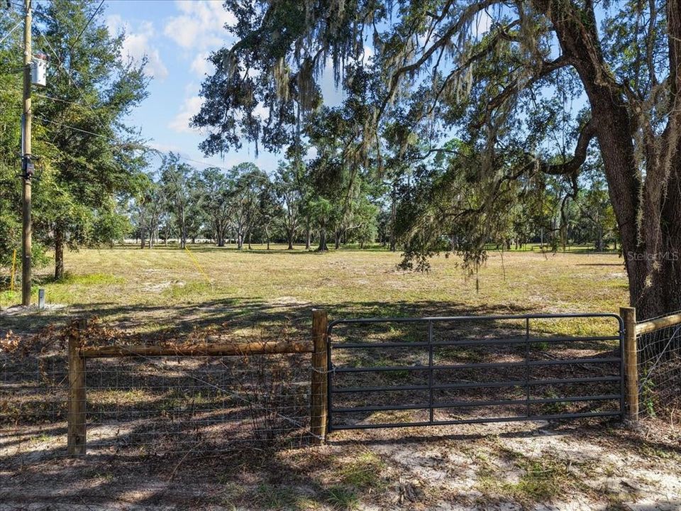 На продажу: $119,000 (5.00 acres)