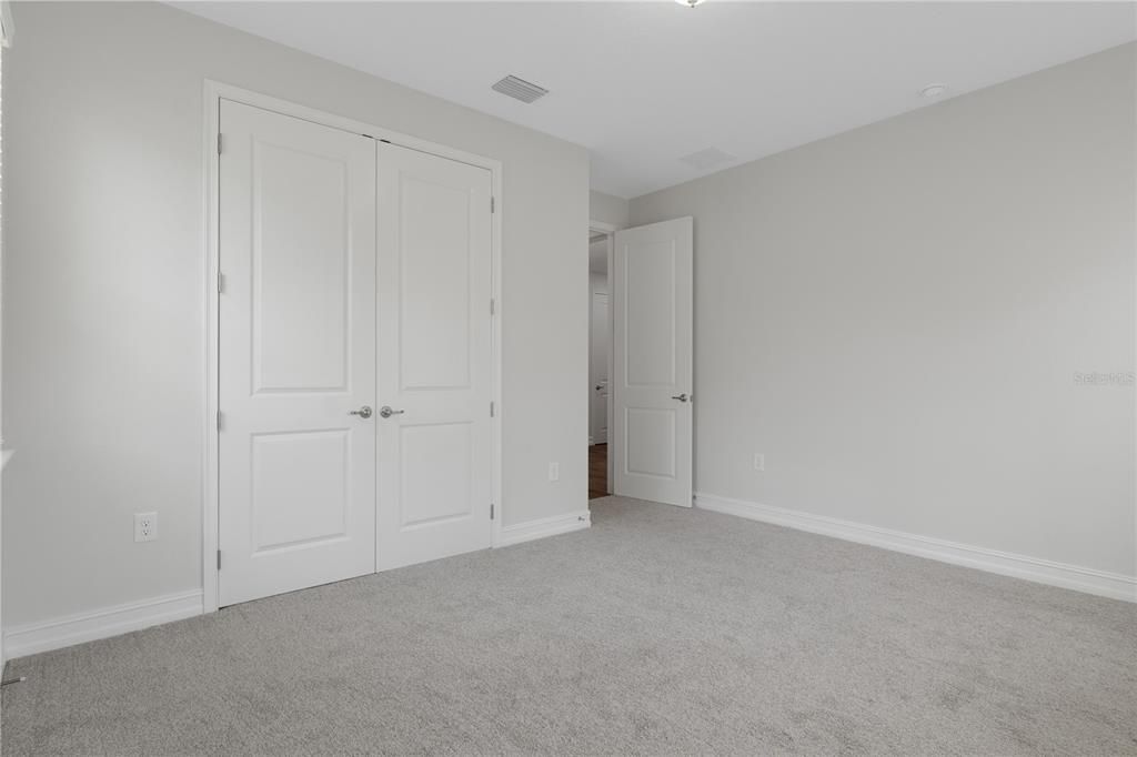 En Venta: $575,000 (3 camas, 2 baños, 2200 Pies cuadrados)