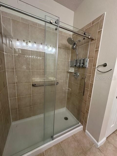 На продажу: $339,300 (3 спален, 2 ванн, 1924 Квадратных фут)