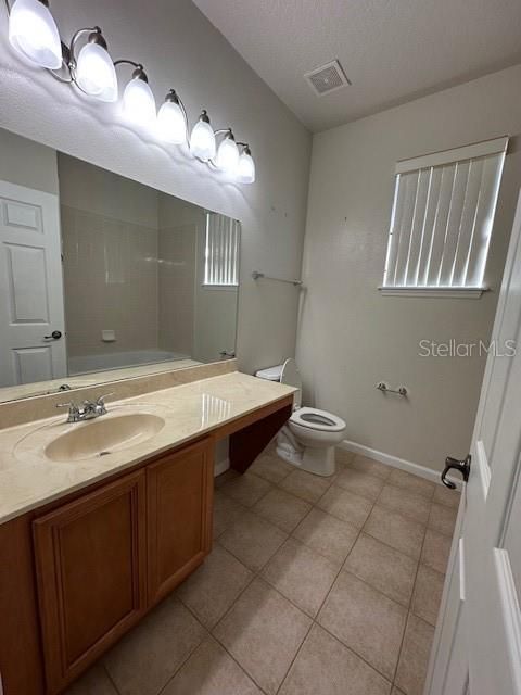 На продажу: $339,300 (3 спален, 2 ванн, 1924 Квадратных фут)