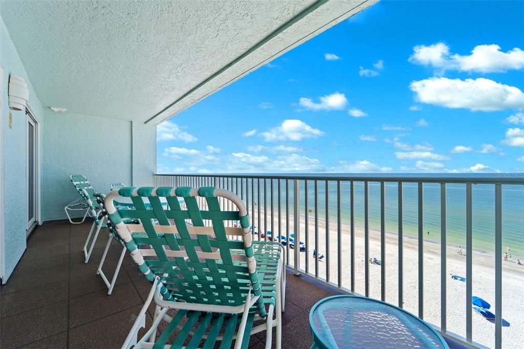 合同活跃: $999,900 (3 贝兹, 2 浴室, 1345 平方英尺)