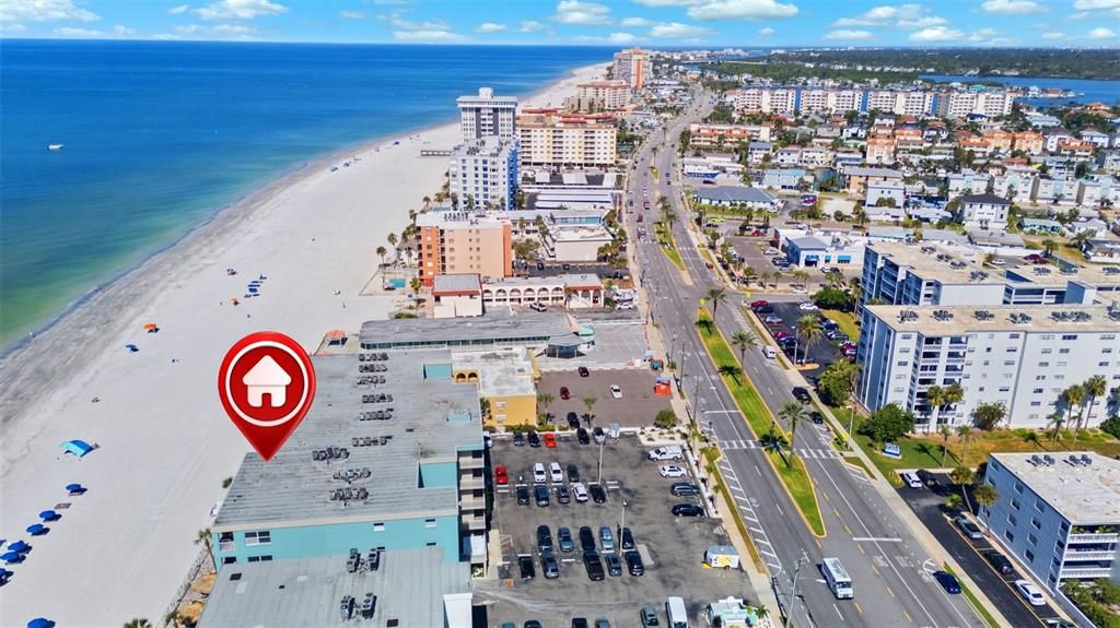 合同活跃: $999,900 (3 贝兹, 2 浴室, 1345 平方英尺)