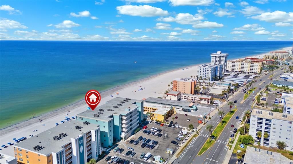 合同活跃: $999,900 (3 贝兹, 2 浴室, 1345 平方英尺)