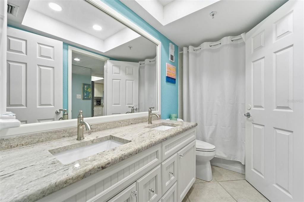 合同活跃: $999,900 (3 贝兹, 2 浴室, 1345 平方英尺)