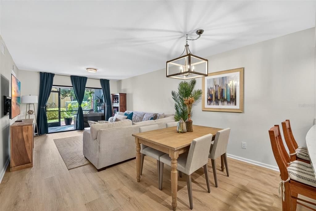 For Sale: $329,900 (3 beds, 2 baths, 1151 Square Feet)