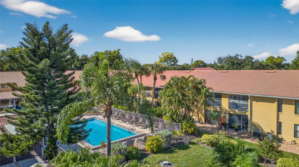 For Sale: $329,900 (3 beds, 2 baths, 1151 Square Feet)