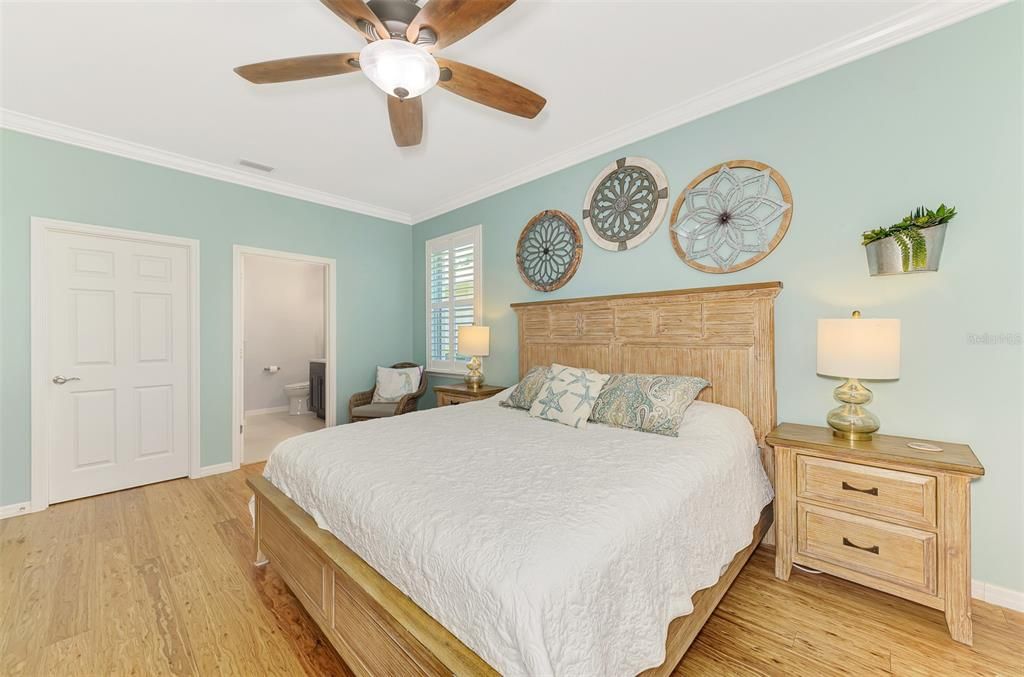 For Sale: $445,000 (3 beds, 2 baths, 1551 Square Feet)