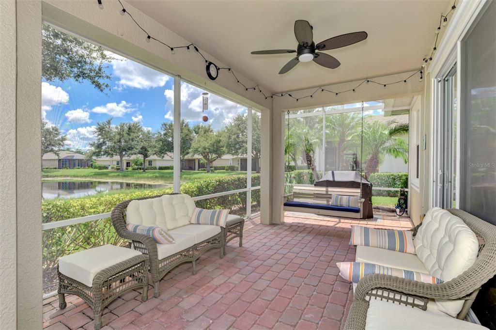 For Sale: $445,000 (3 beds, 2 baths, 1551 Square Feet)