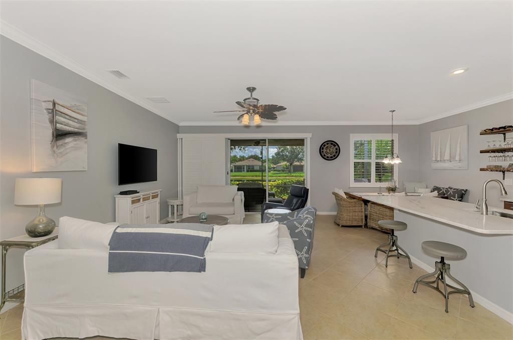 For Sale: $445,000 (3 beds, 2 baths, 1551 Square Feet)