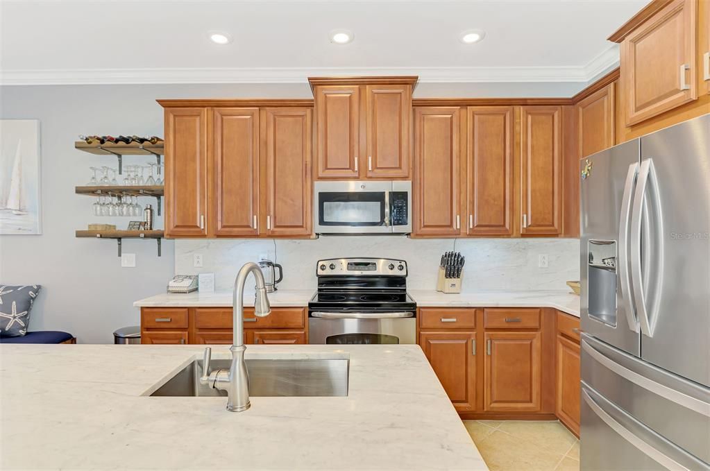 For Sale: $445,000 (3 beds, 2 baths, 1551 Square Feet)