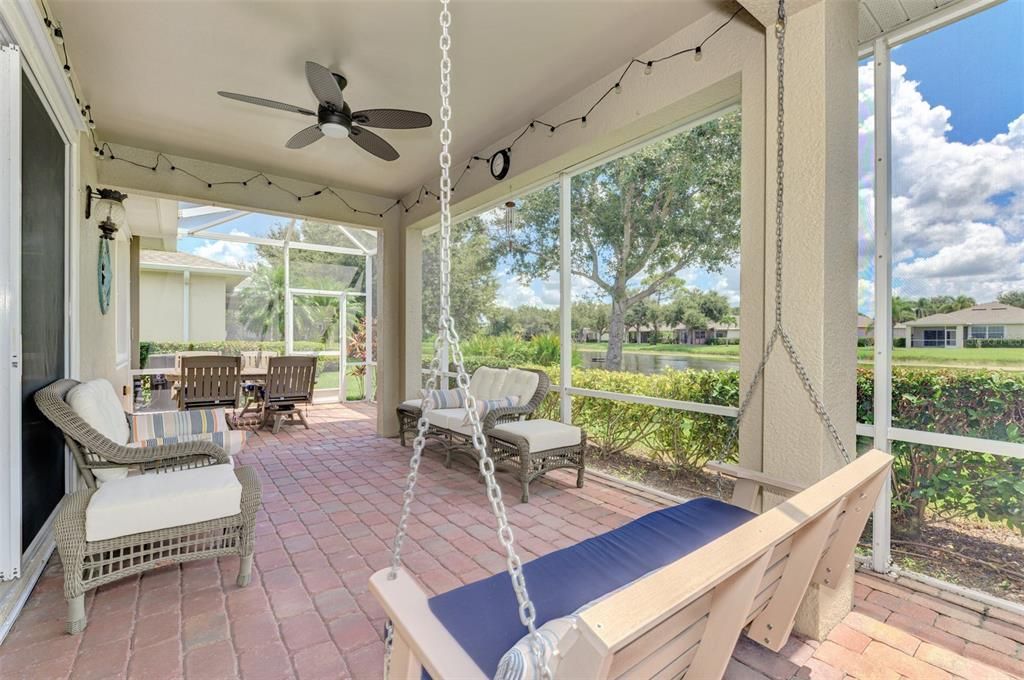 For Sale: $445,000 (3 beds, 2 baths, 1551 Square Feet)