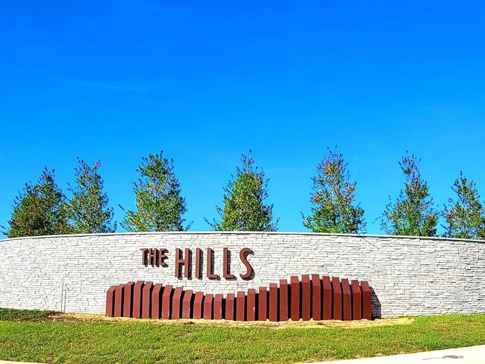 For Rent: $2,750 (4 beds, 2 baths, 1884 Square Feet)