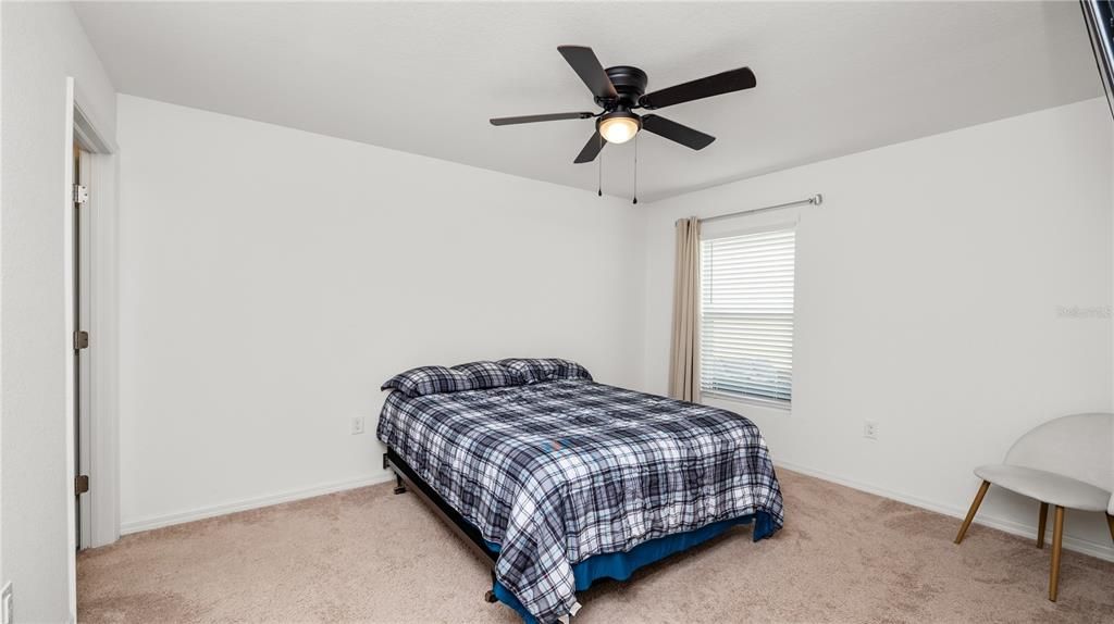 For Rent: $2,000 (3 beds, 2 baths, 1265 Square Feet)