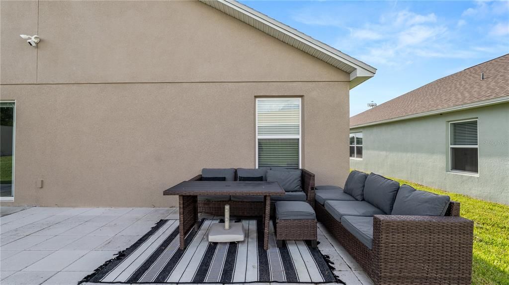 For Rent: $2,000 (3 beds, 2 baths, 1265 Square Feet)