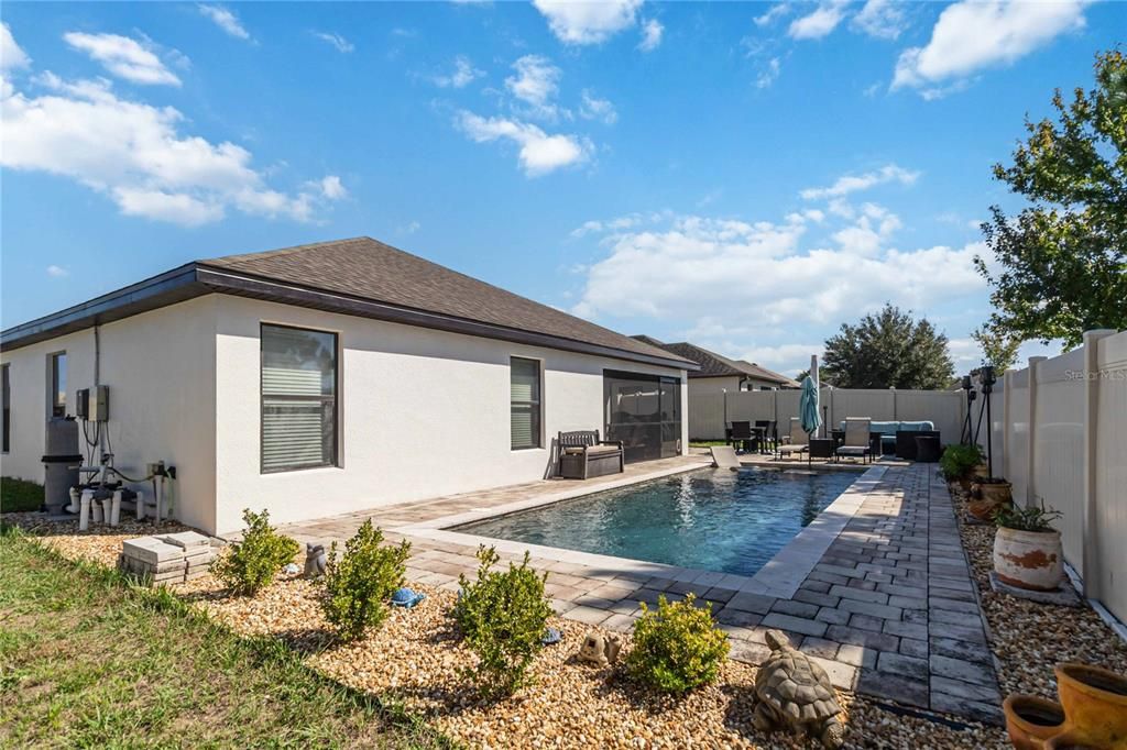 На продажу: $449,000 (4 спален, 2 ванн, 1892 Квадратных фут)