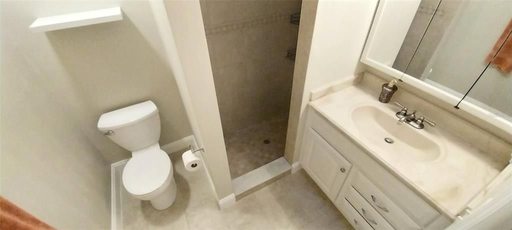 На продажу: $260,000 (3 спален, 2 ванн, 1249 Квадратных фут)