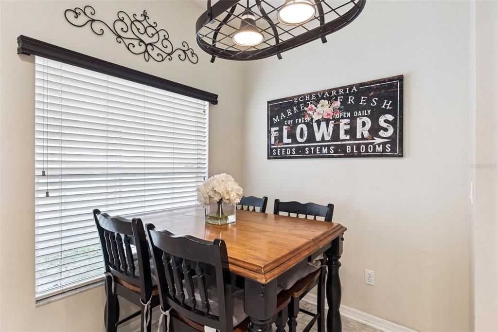 Active With Contract: $485,000 (3 beds, 2 baths, 1749 Square Feet)