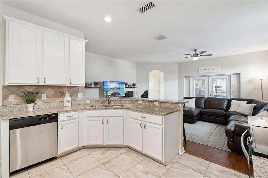 Active With Contract: $485,000 (3 beds, 2 baths, 1749 Square Feet)