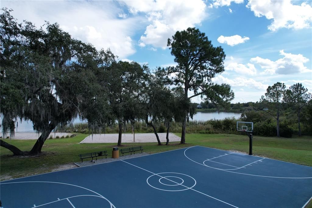 Active With Contract: $485,000 (3 beds, 2 baths, 1749 Square Feet)