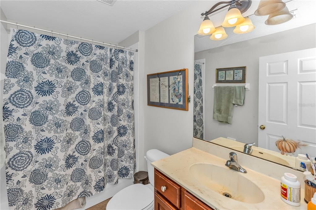 En Venta: $744,900 (4 camas, 3 baños, 2836 Pies cuadrados)