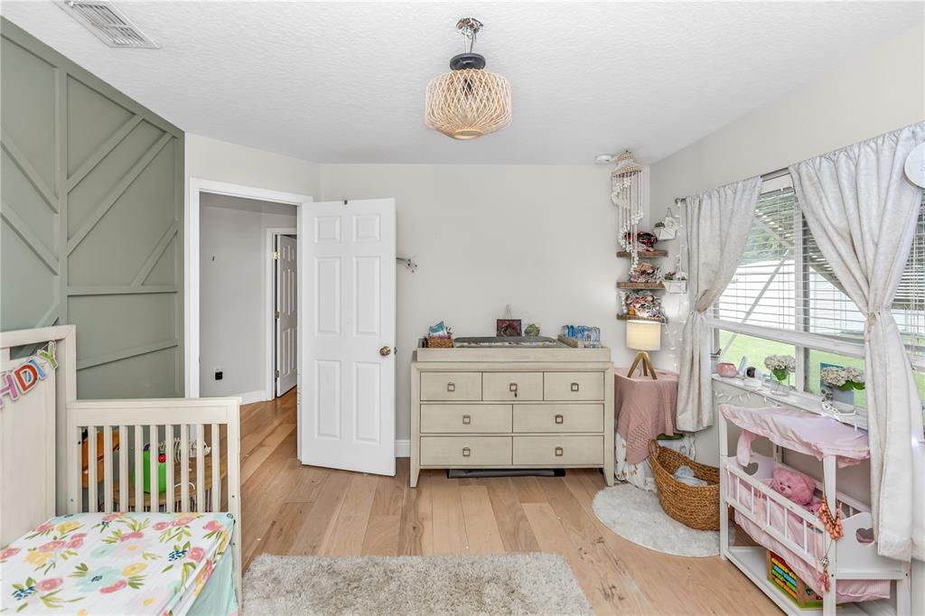 En Venta: $744,900 (4 camas, 3 baños, 2836 Pies cuadrados)