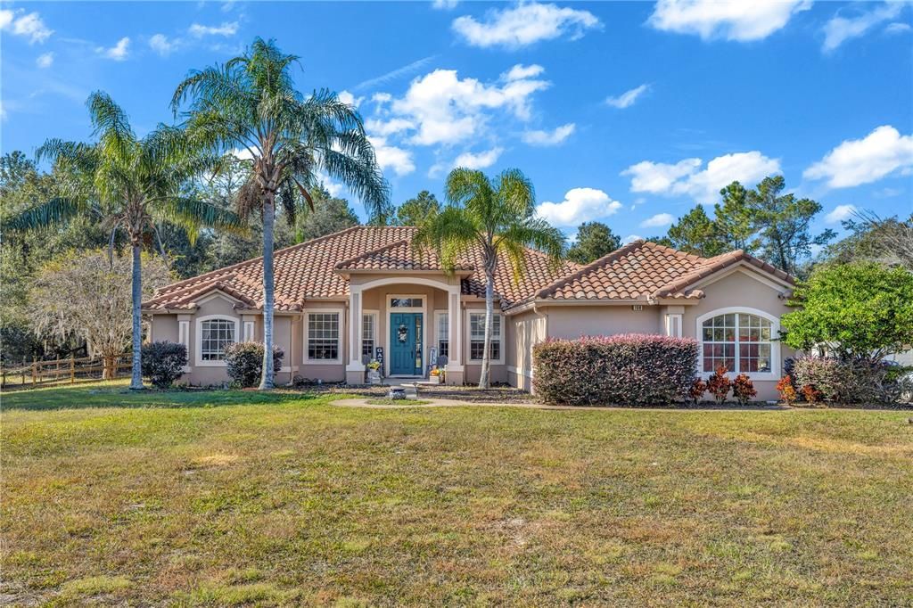 En Venta: $744,900 (4 camas, 3 baños, 2836 Pies cuadrados)