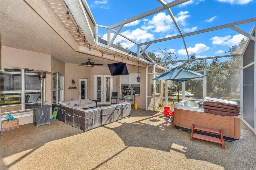 En Venta: $744,900 (4 camas, 3 baños, 2836 Pies cuadrados)