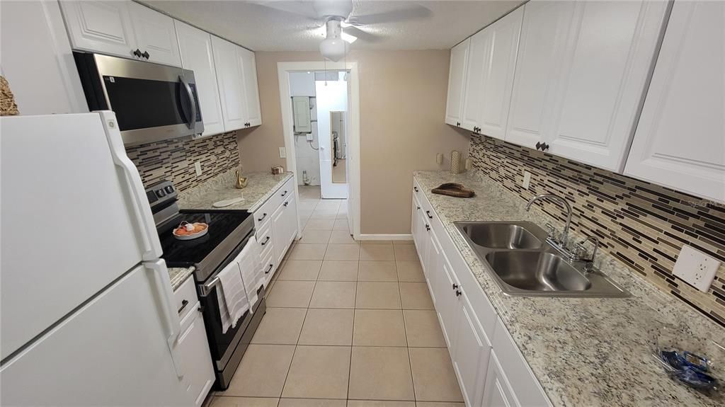 待售: $375,000 (3 贝兹, 2 浴室, 1532 平方英尺)