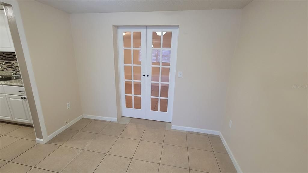 待售: $375,000 (3 贝兹, 2 浴室, 1532 平方英尺)