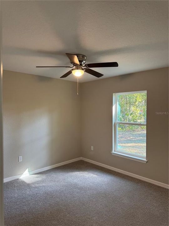 Activo con contrato: $274,500 (3 camas, 2 baños, 1557 Pies cuadrados)