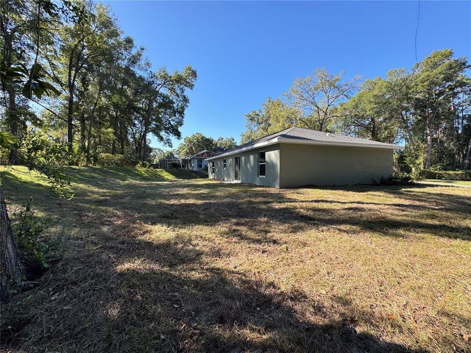 Activo con contrato: $274,500 (3 camas, 2 baños, 1557 Pies cuadrados)