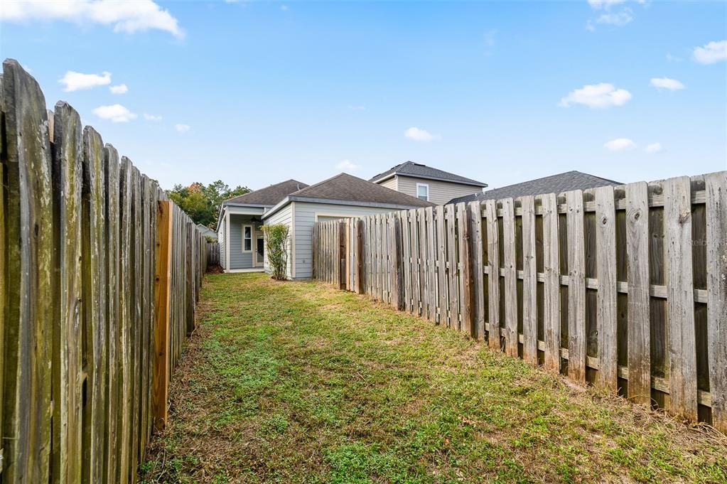 For Sale: $315,000 (2 beds, 2 baths, 1256 Square Feet)