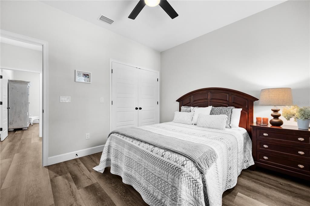 Active With Contract: $465,000 (3 beds, 2 baths, 1738 Square Feet)