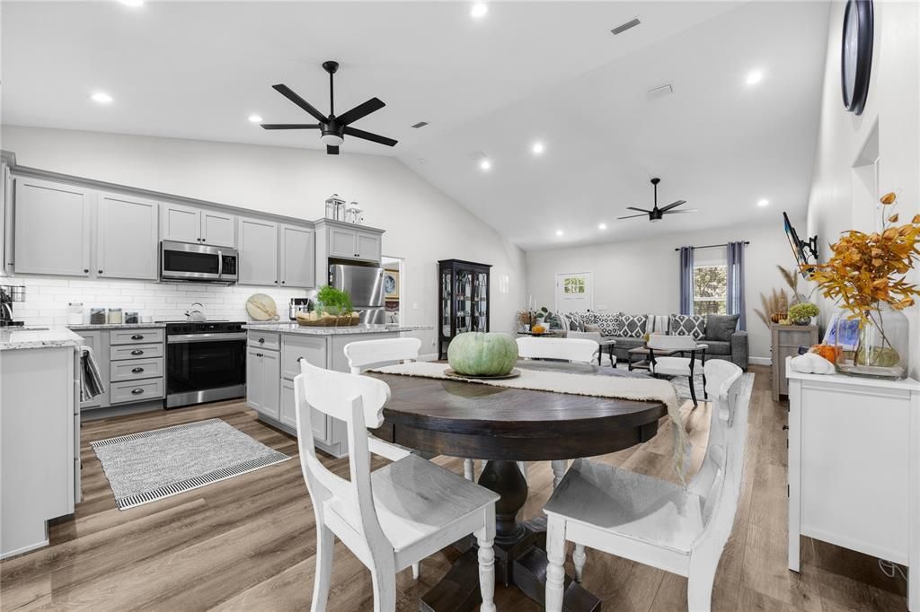 Active With Contract: $465,000 (3 beds, 2 baths, 1738 Square Feet)