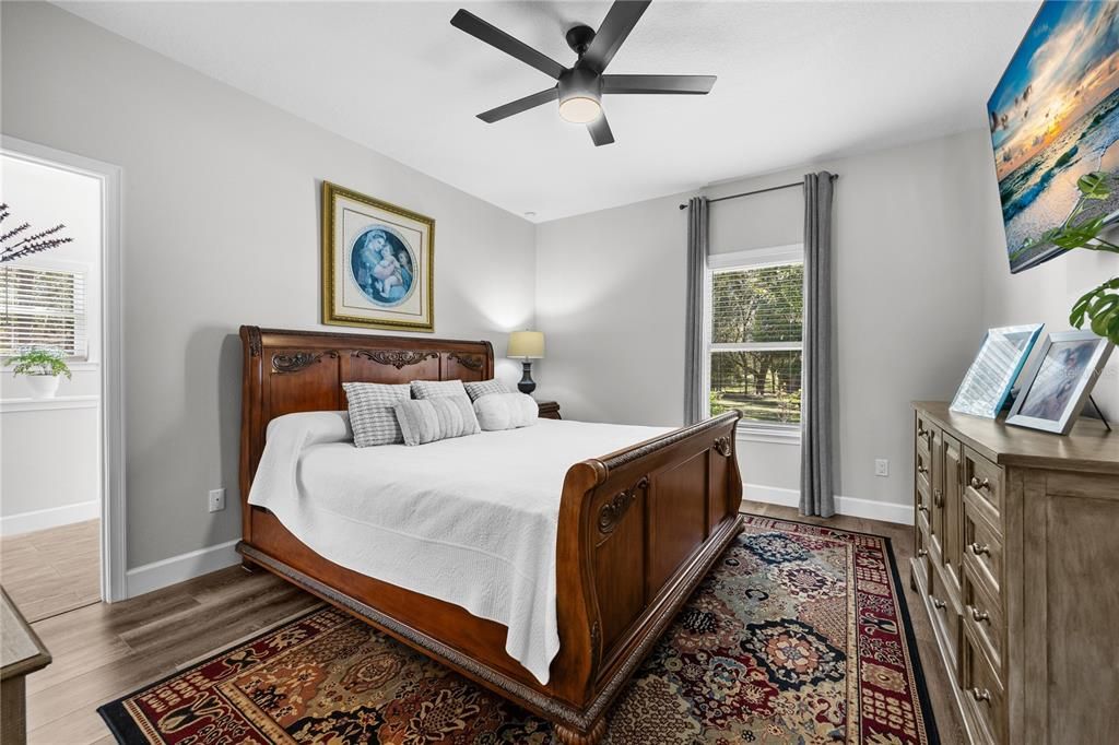 Active With Contract: $465,000 (3 beds, 2 baths, 1738 Square Feet)