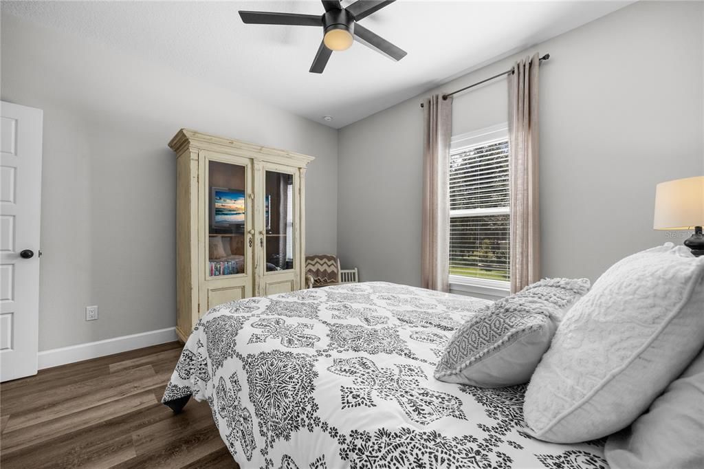 Active With Contract: $465,000 (3 beds, 2 baths, 1738 Square Feet)