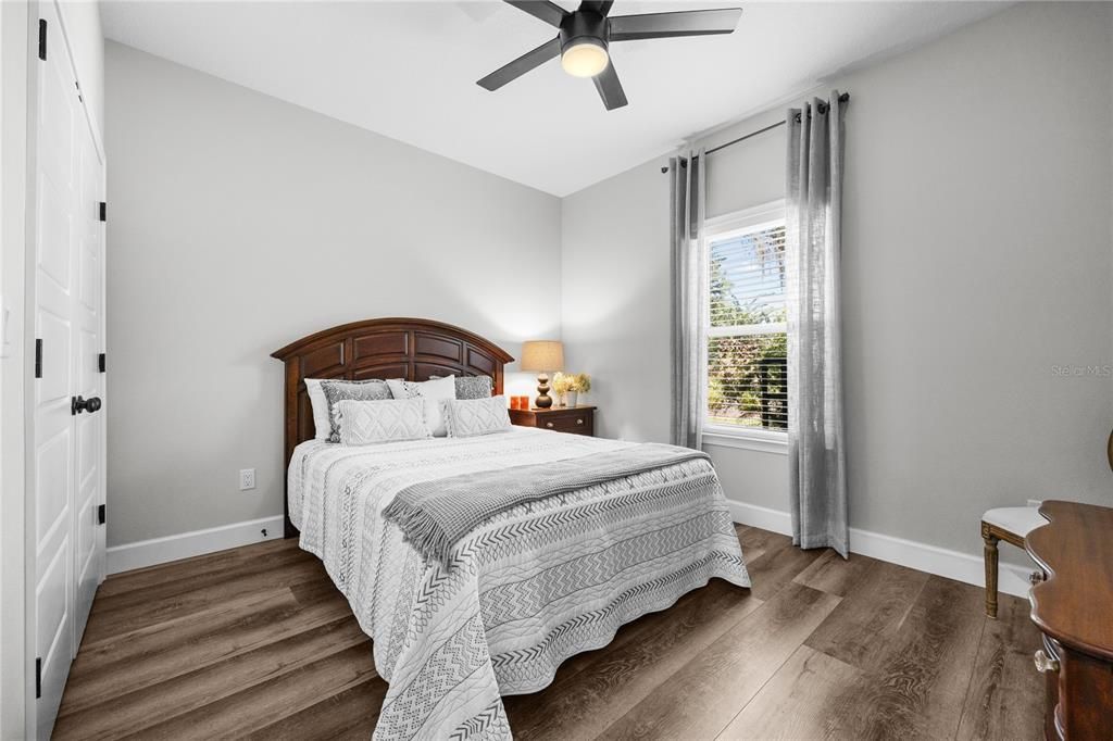 Active With Contract: $465,000 (3 beds, 2 baths, 1738 Square Feet)