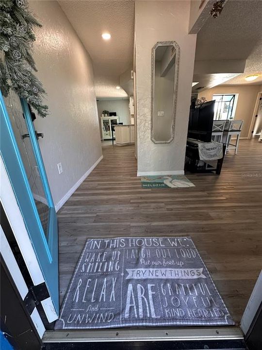 For Sale: $569,000 (3 beds, 2 baths, 1982 Square Feet)