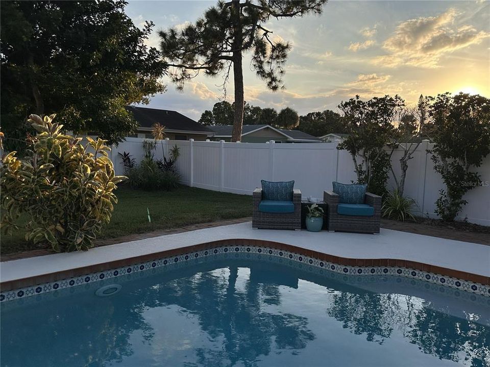 For Sale: $569,000 (3 beds, 2 baths, 1982 Square Feet)