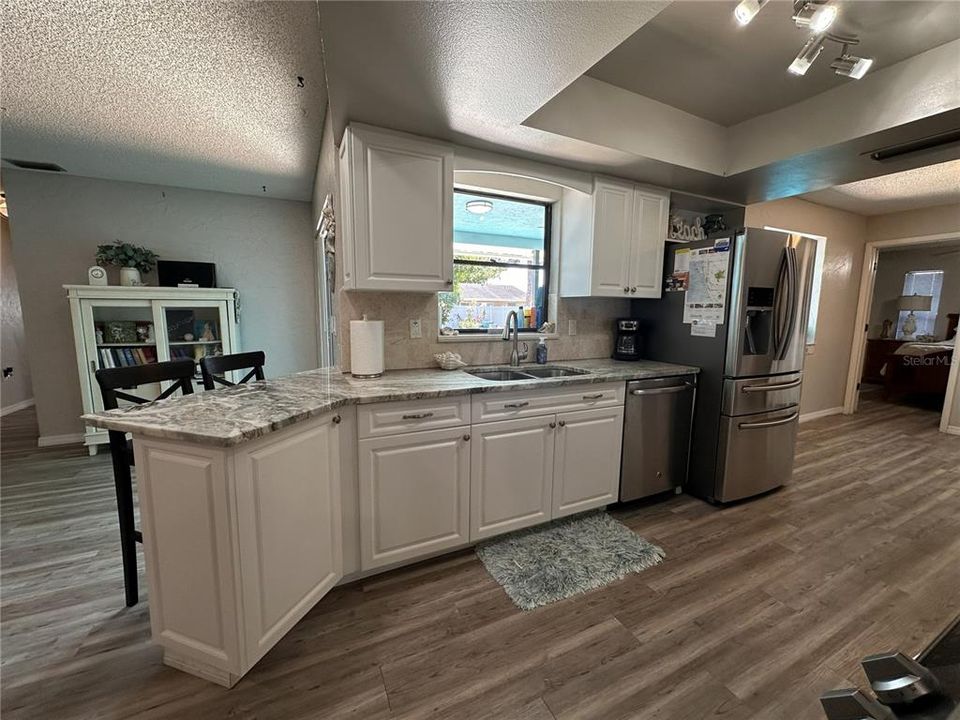 For Sale: $569,000 (3 beds, 2 baths, 1982 Square Feet)