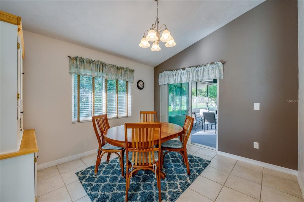 На продажу: $398,700 (3 спален, 2 ванн, 1620 Квадратных фут)